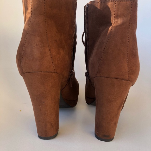 Booties - Picture 3 of 4